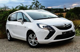 0pel Zafira Tourer 2.0cdti
