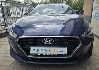 Hyundai i30 1.4-KAMERA-PARKOVACÍ SENZORY