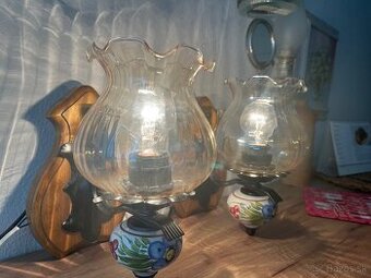 Nástenná lampa maľovaný porcelán sklo drevo