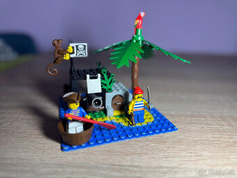 LEGO 6260 Pirates Shipwreck Island