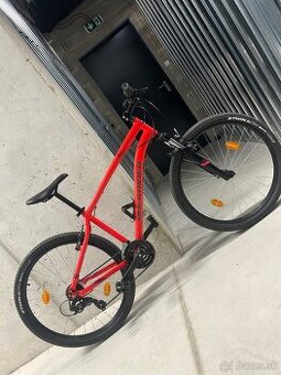 ROCKRIDER ST100