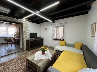 Jedinečná  chata v Sade 600 - ročnice - Prievidza