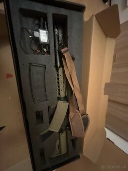 Airsoftka AR15 CQB CHARLIE