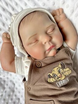 Realistická bábika Riško