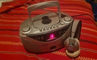 Kazetové Rádio FM AM na chata záhrada sieť 230v Baterky