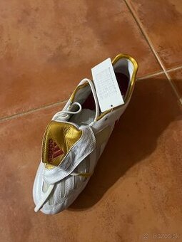 2008-09 Adidas Predator Absolion Powerswerve TRX Football