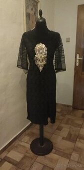 čierne šay zamatove