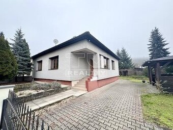 EXKLUZÍVNE NA PREDAJ 3-IZBOVÝ PRIESTRANNÝ RODINNÝ DOM...