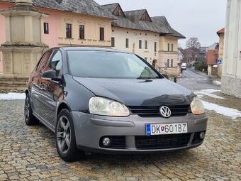 Volkswagwn Golf V 1.4i