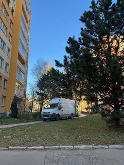 PROFESIONÁLNE SŤAHOVANIE PREPRAVA VYPRATÁVANIE MONTÁŽ KE