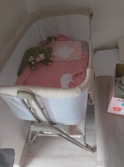 Postieľka úplne ako nová nepoužívané