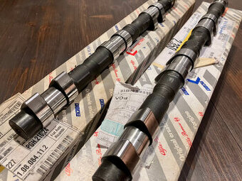 Sacie vačky Alfa Romeo/Lancia V6 24v (60627667, 60627668)