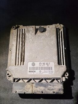 Volkswagen Touareg I 070906016F ECU motora