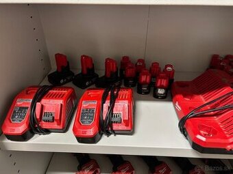 Predám nabíjačku Milwaukee M12-18 FC