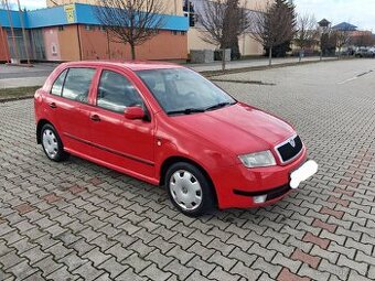 Predam škoda fabia 1.4 comfort benzin kw 44 r.v 2001