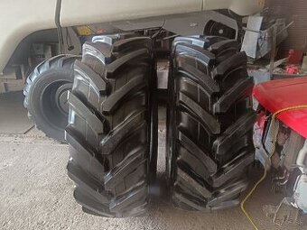 PNEUMATIKY 520/70 R30