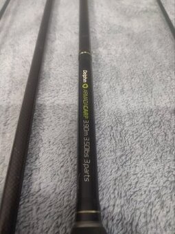 Kaprové prúty Delphin plus 2x navijáky daiwa