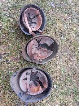 Vojenské,Hasičské helmy,staré Československé,helma