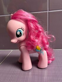 Interaktivna chodiaca Pinky Pie My little Pony