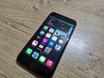 Iphone se 2020 64gb plnefunkcne s nabijacim kablom ma len be