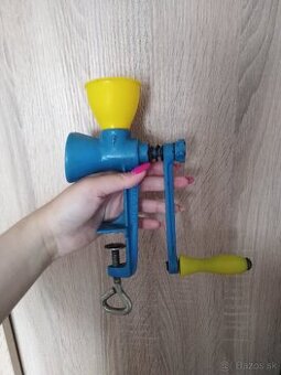 Mlynček na mak