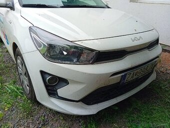 2x Kia rio 1.2 benzín HAVAROVANÉ