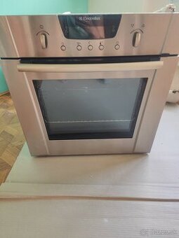 Vstavaná rúra Electrolux