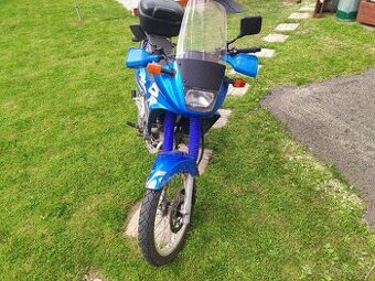 Suzuki DR 650 RSE
