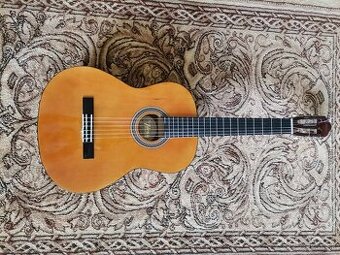 Klasická gitara pre ľavákov.