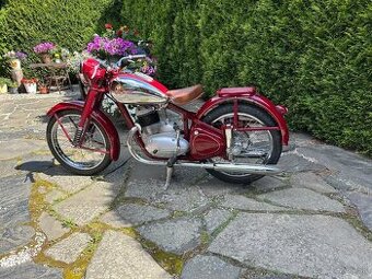 Jawa 250 Perák