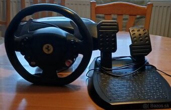 Volant /Thrustmaster Ferrari Racing Wheel Red Legend Edition