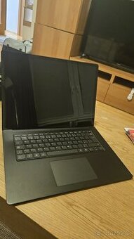 Microsoft Surface Laptop 15