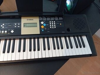 Yamaha Keyboard - YPT-220
