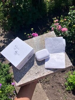 Apple AirPods Pro 2. generácia (USB-C)