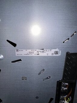 Sklokeramická varná doska Electrolux