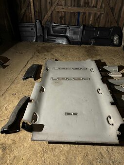 Vw t5 caravelle interiér