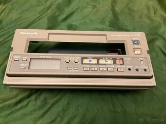 VHS Panasonic AG-5700 - predny panel