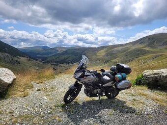 suzuki dl 650 v strom - 1