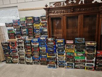 Rozpredám zbierku 1:18 modelov