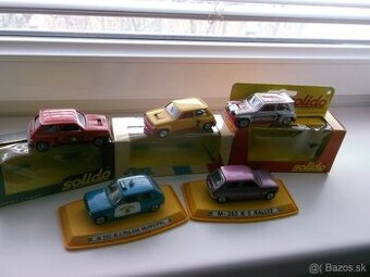 Predam aj jednotlivo RENAULT R5 1:43