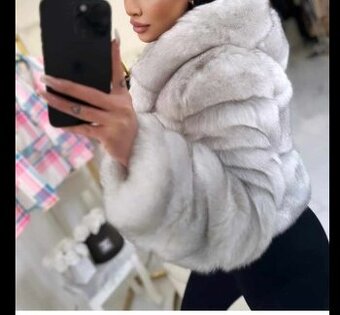 Predam kožuch kratky silver a čierny