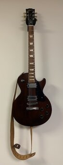 GIBSON LES PAUL STUDIO, USA, WINE RED