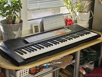 Yamaha F50 klávesy