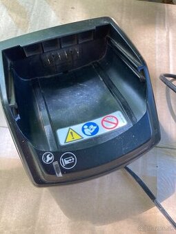 Nabíjačka STIHL AL 101 – nabíjačka na batérie typu AK, AP, 7