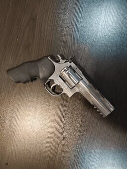 Airsoft Revolver - Dan Wesson .357