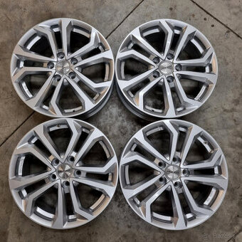 Hliníkové disky 5x114,3 R17 7J ET47