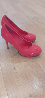 červené lodičky veľ. 40