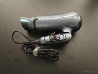 Výkonný fén Rowenta Nomad 2200W – Skladacia rukoväť