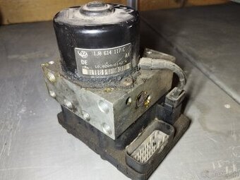 Riadiaca jednotka ABS Octavia,golf IV