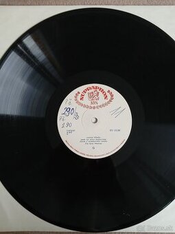 Živí A Mŕtvi / Smrť Sa Volá Engelchen LP